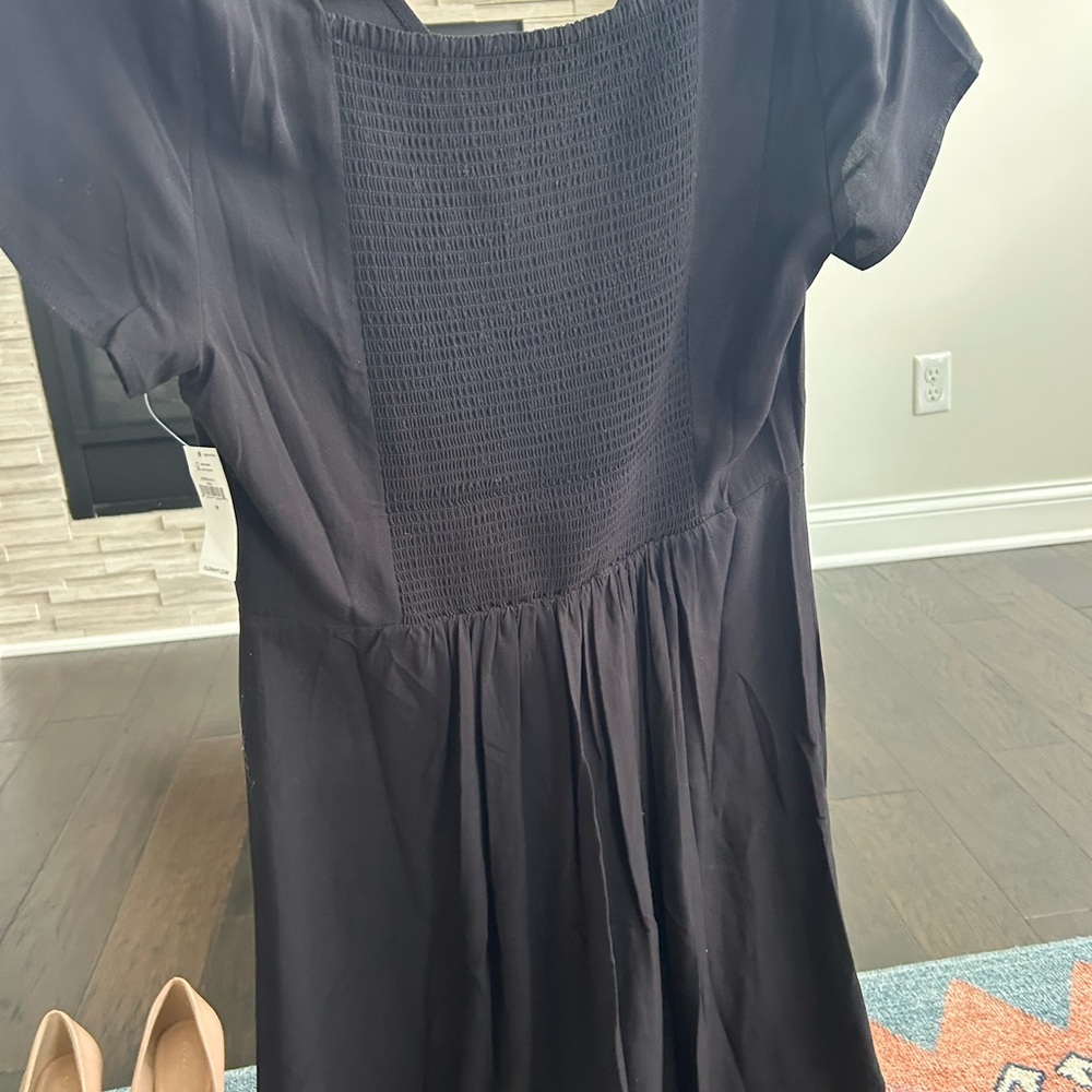 Old Navy Black A-Line Mini Dress V-Neck- NWOT - Picture 6 of 7